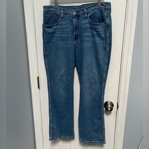 LL Bean Women's Mid Wash Everyday Stretch Jeans High Rise Mini Boot Bootcut 14